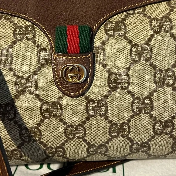 Gucci Monogram Sherry Line Sling or crossbody bag - Picture 9 of 16